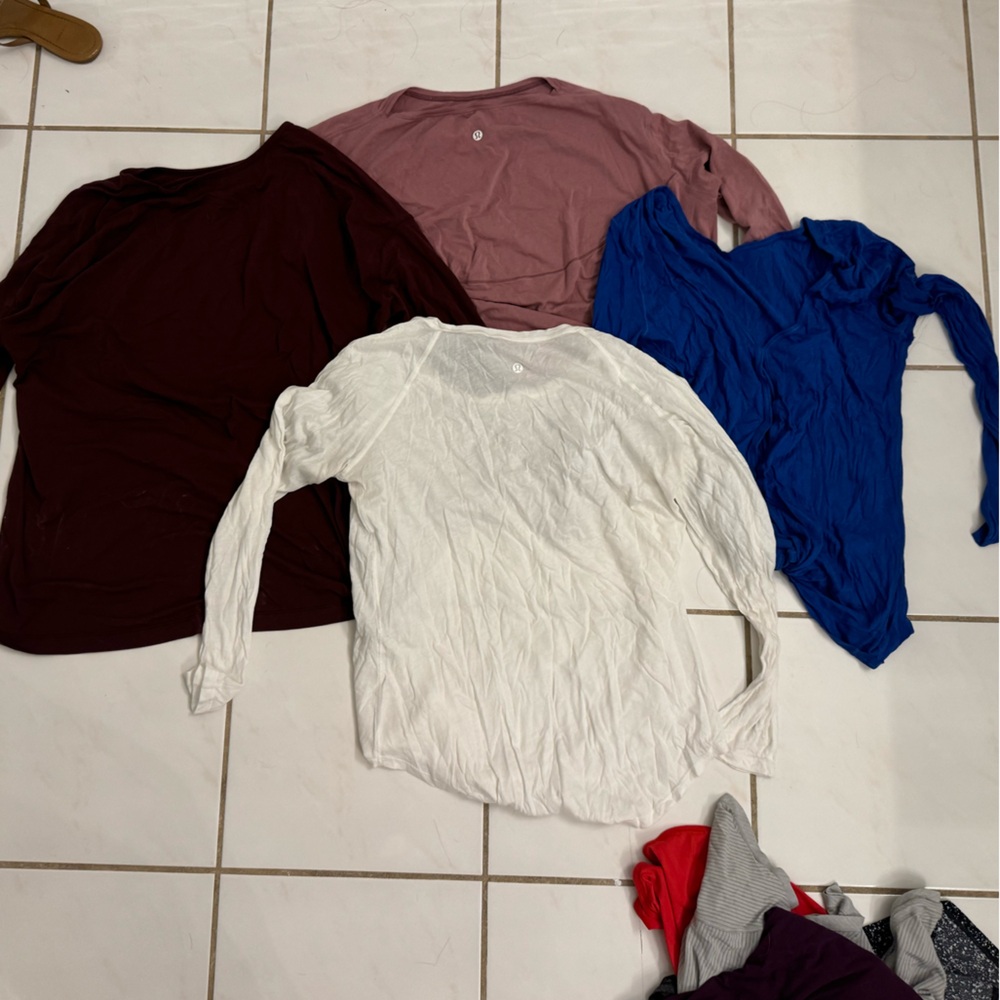 4 long sleeve lululemon shirts